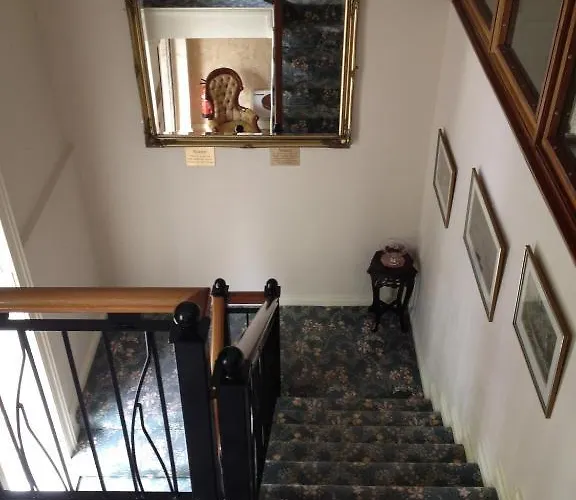 Πανσιόν Robeen House